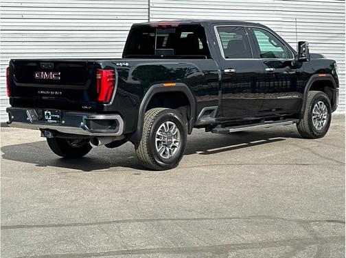 2024 GMC Sierra 2500 SLT