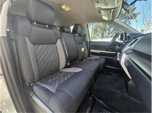 2018 Toyota Tundra SR5