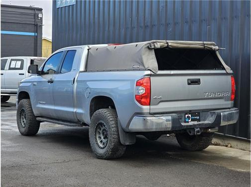 2018 Toyota Tundra SR5