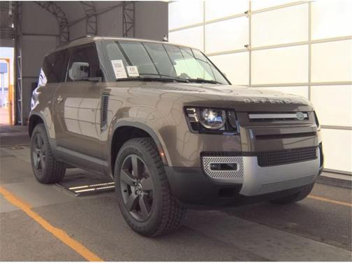 2025 Land Rover Defender 90 P300 S