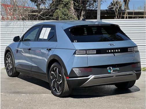 2024 Hyundai IONIQ 5 SE