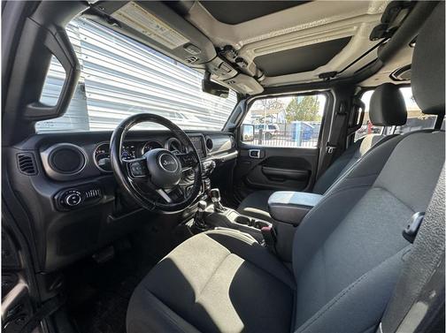 2021 Jeep Gladiator Willys 4x4