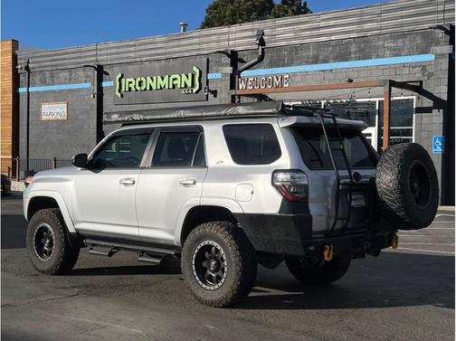 2019 Toyota 4Runner SR5