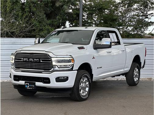 Bright White Clearcoat 2024 RAM 2500 Laramie Crew Cab 4x4 6'4' Box