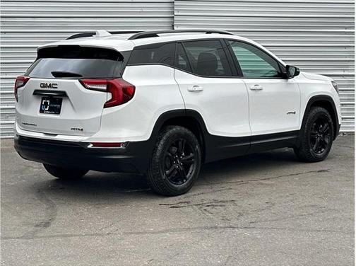 2023 GMC Terrain AWD AT4
