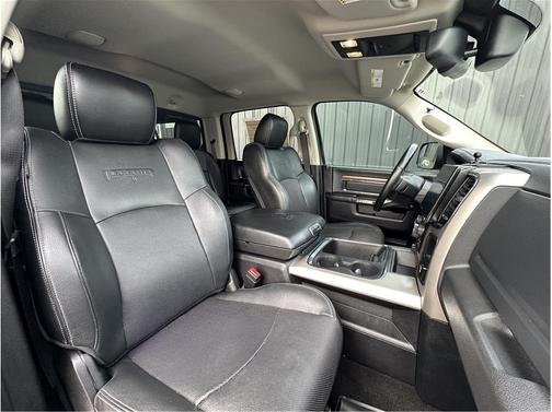 2016 RAM 1500 Laramie