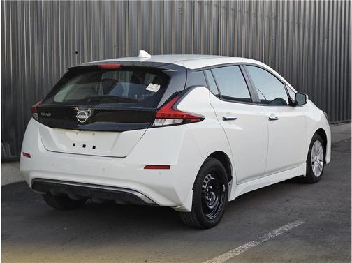 2025 Nissan Leaf S