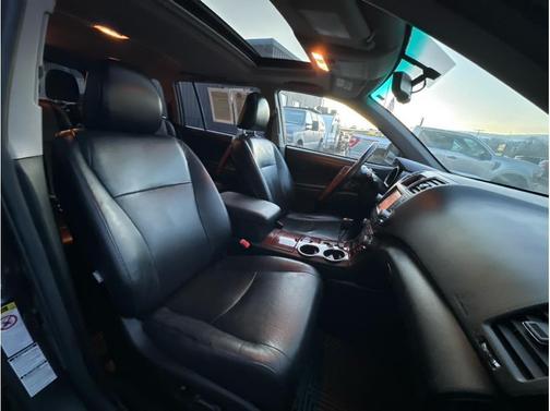 2012 Toyota Highlander Limited