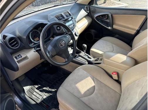 2011 Toyota RAV4 Sport