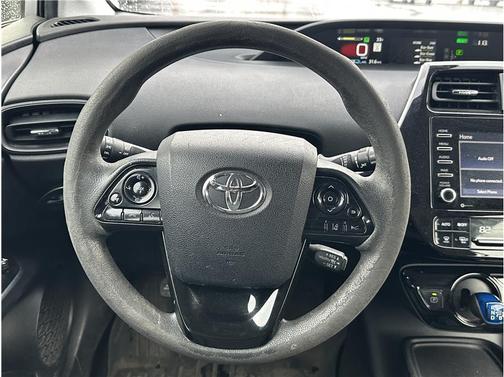 2021 Toyota Prius LE