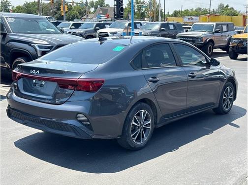 2022 Kia Forte LXS