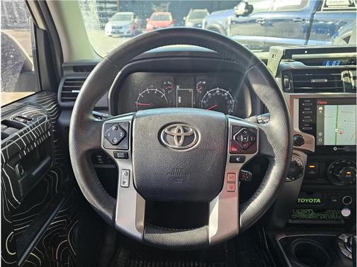 Super White 2020 Toyota 4Runner SR5