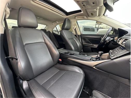 2016 Lexus IS 300 Base