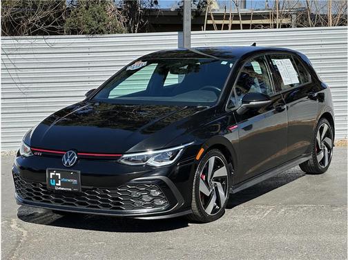 2024 Volkswagen Golf GTI 2.0T SE DSG
