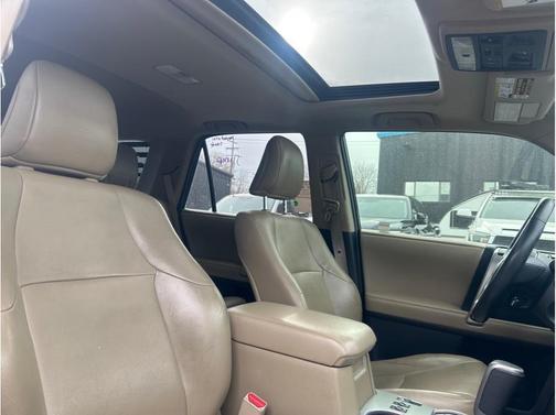 2013 Toyota 4Runner SR5 Sport Utility 4D