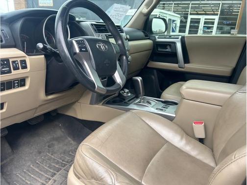 2013 Toyota 4Runner SR5 Sport Utility 4D