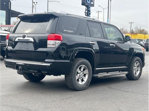 2013 Toyota 4Runner SR5 Sport Utility 4D