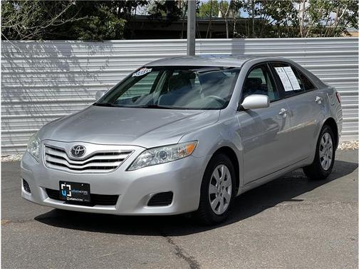 Classic Silver Metallic 2011 Toyota Camry LE
