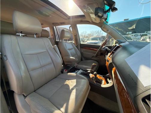 2004 Lexus GX 470 GX 470 Sport Utility 4D