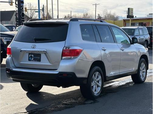 2013 Toyota Highlander Base