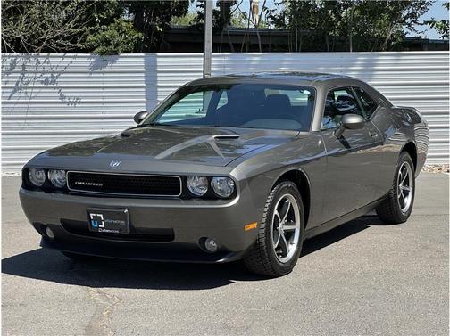 Gray 2010 Dodge Challenger SE