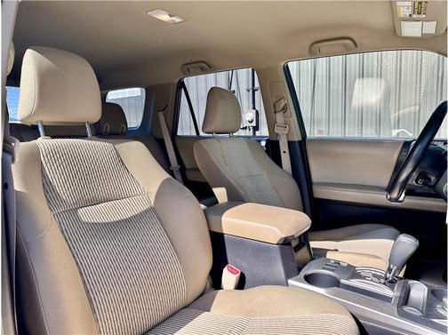 2014 Toyota 4Runner SR5