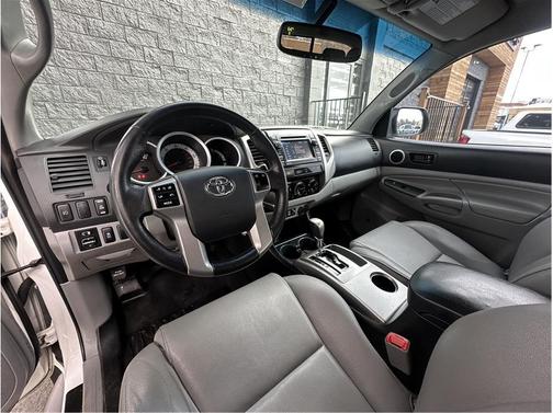 2013 Toyota Tacoma Base