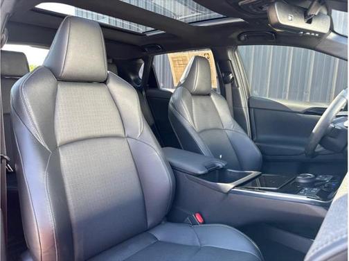 2023 Toyota bZ4X Limited