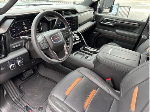 2024 GMC Sierra 2500 AT4
