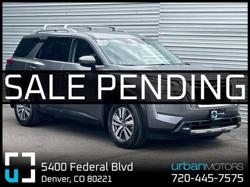 Gray 2024 Nissan Pathfinder SL 4WD