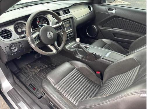 2010 Ford Shelby GT500 Base