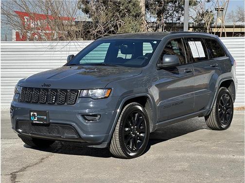 2018 Jeep Grand Cherokee Altitude
