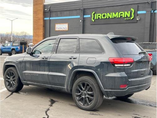 2018 Jeep Grand Cherokee Altitude