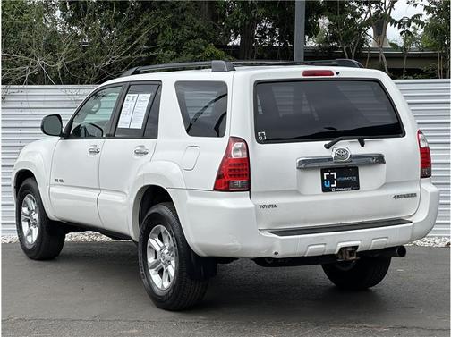 Natural White 2006 Toyota 4Runner Sport