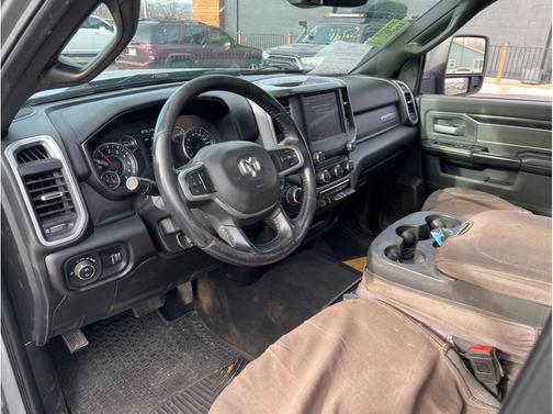 2023 RAM 2500 Big Horn Crew Cab 4x4 8' Box