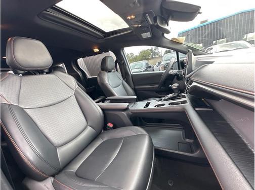 2021 Toyota Sienna XSE 7 Passenger