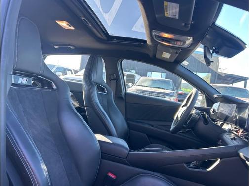 2022 Hyundai ELANTRA N Base