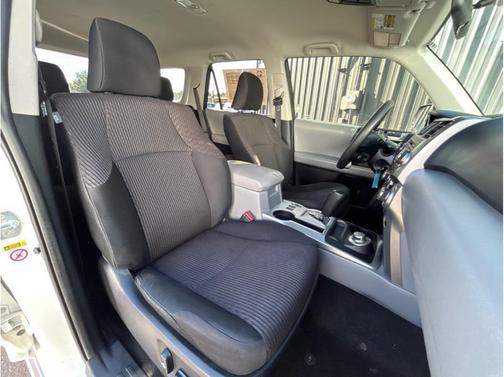 2013 Toyota 4Runner SR5