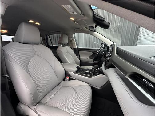 2021 Toyota Highlander Hybrid LE