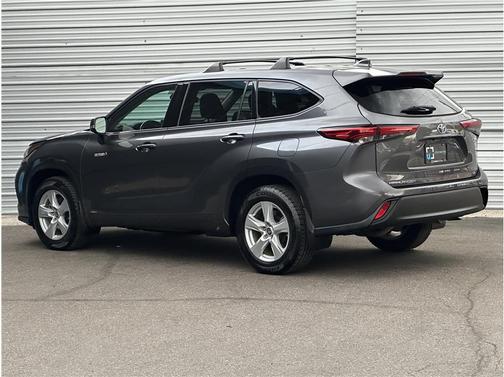 2021 Toyota Highlander Hybrid LE