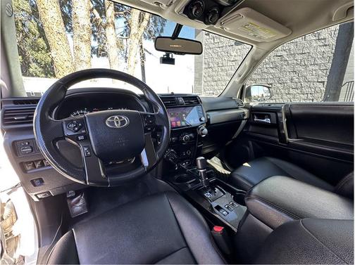 Super White 2018 Toyota 4Runner TRD Off Road Premium