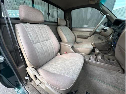1999 Toyota Tacoma Base