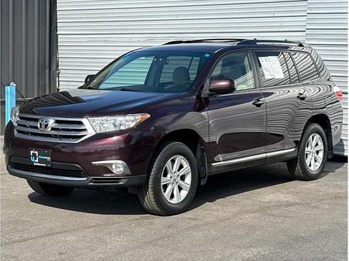 2012 Toyota Highlander SE