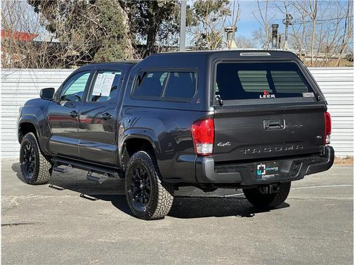2017 Toyota Tacoma SR