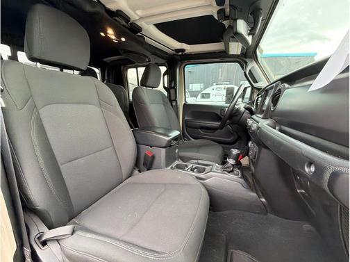 2022 Jeep Gladiator Willys 4x4