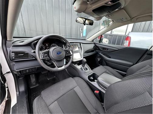 2022 Subaru Outback Base