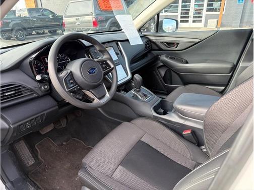 2022 Subaru Outback Base