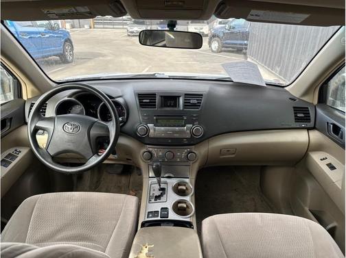 2010 Toyota Highlander SE