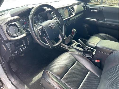 2017 Toyota Tacoma Base