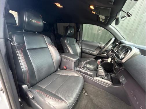 2017 Toyota Tacoma Base